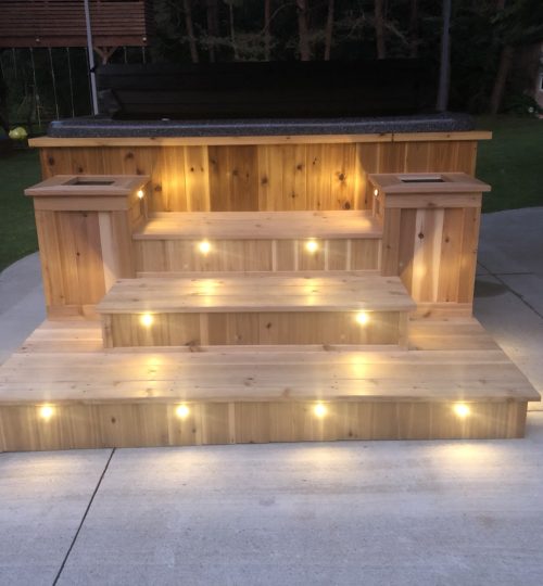 Cedar Hot Tub Surround with Lights